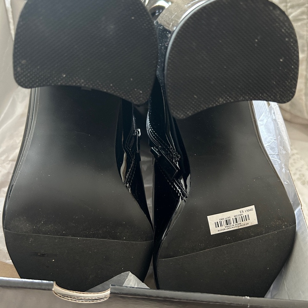 Torrid Black Heeled Boots Sleek and Stylish